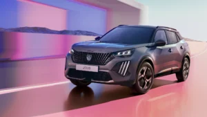 Read more about the article Yeni Peugeot 2008 1.2 Hibrit Teknik İncelemesi: Triger Değişimi, e-DCS6 Şanzıman ve Yakıt Ekonomisi